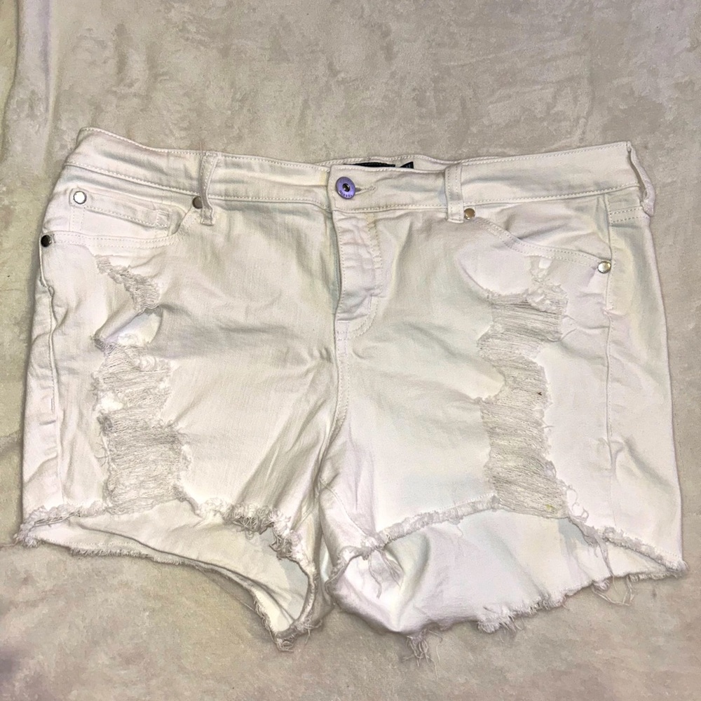 Women’s White Denim Shorts
